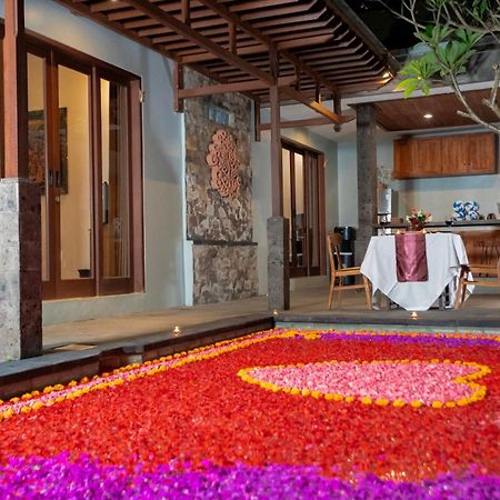 Kusuma Living And Villa Seminyak Exterior photo