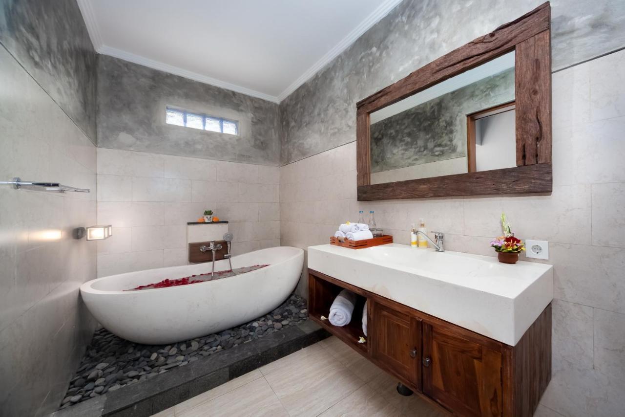 Kusuma Living And Villa Seminyak Exterior photo