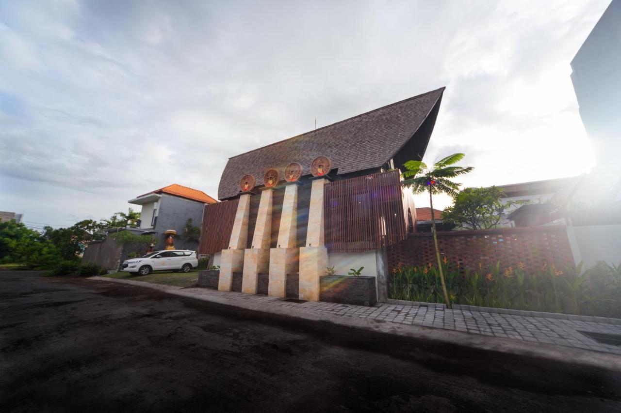 Kusuma Living And Villa Seminyak Exterior photo