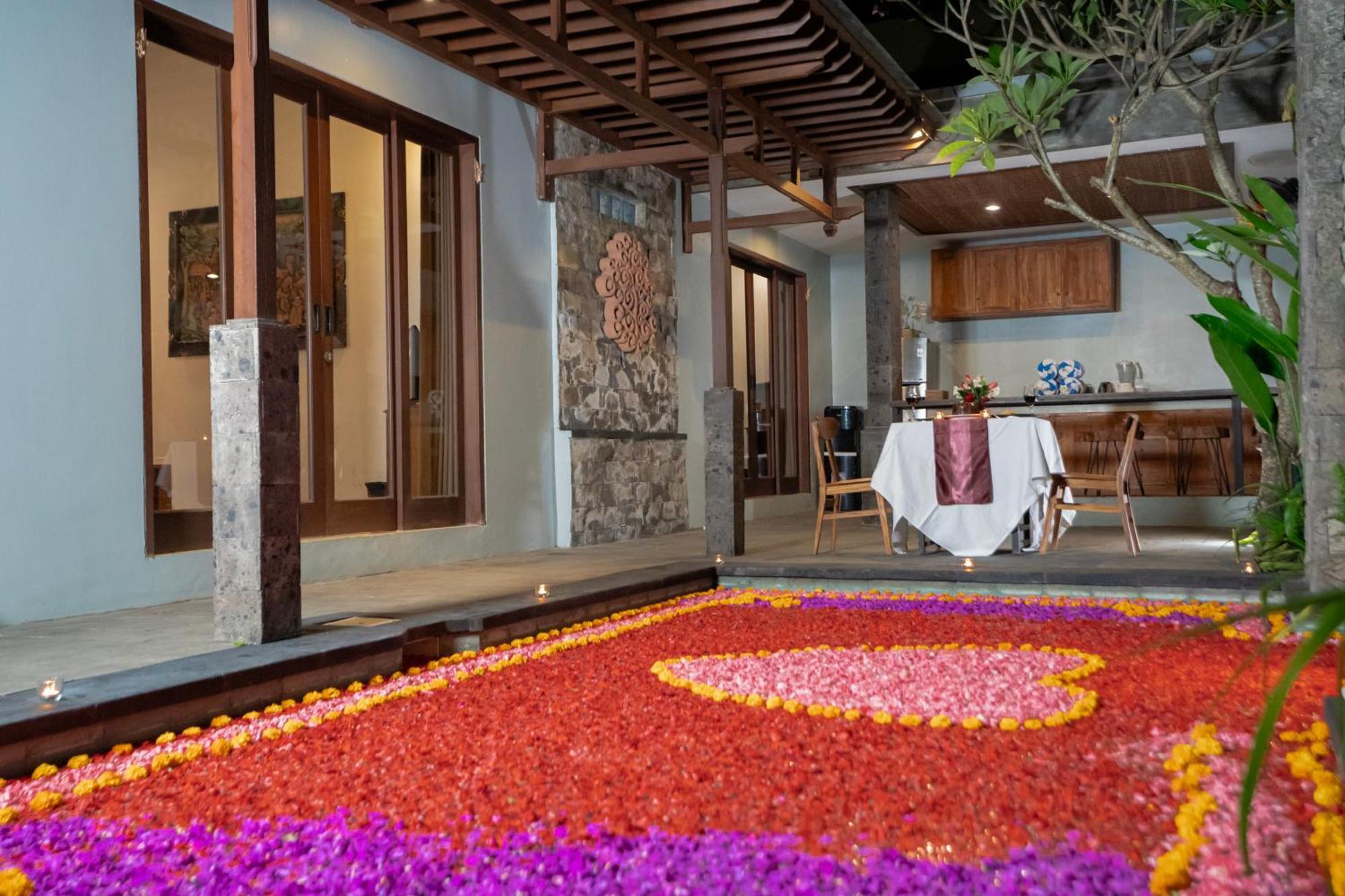 Kusuma Living And Villa Seminyak Exterior photo