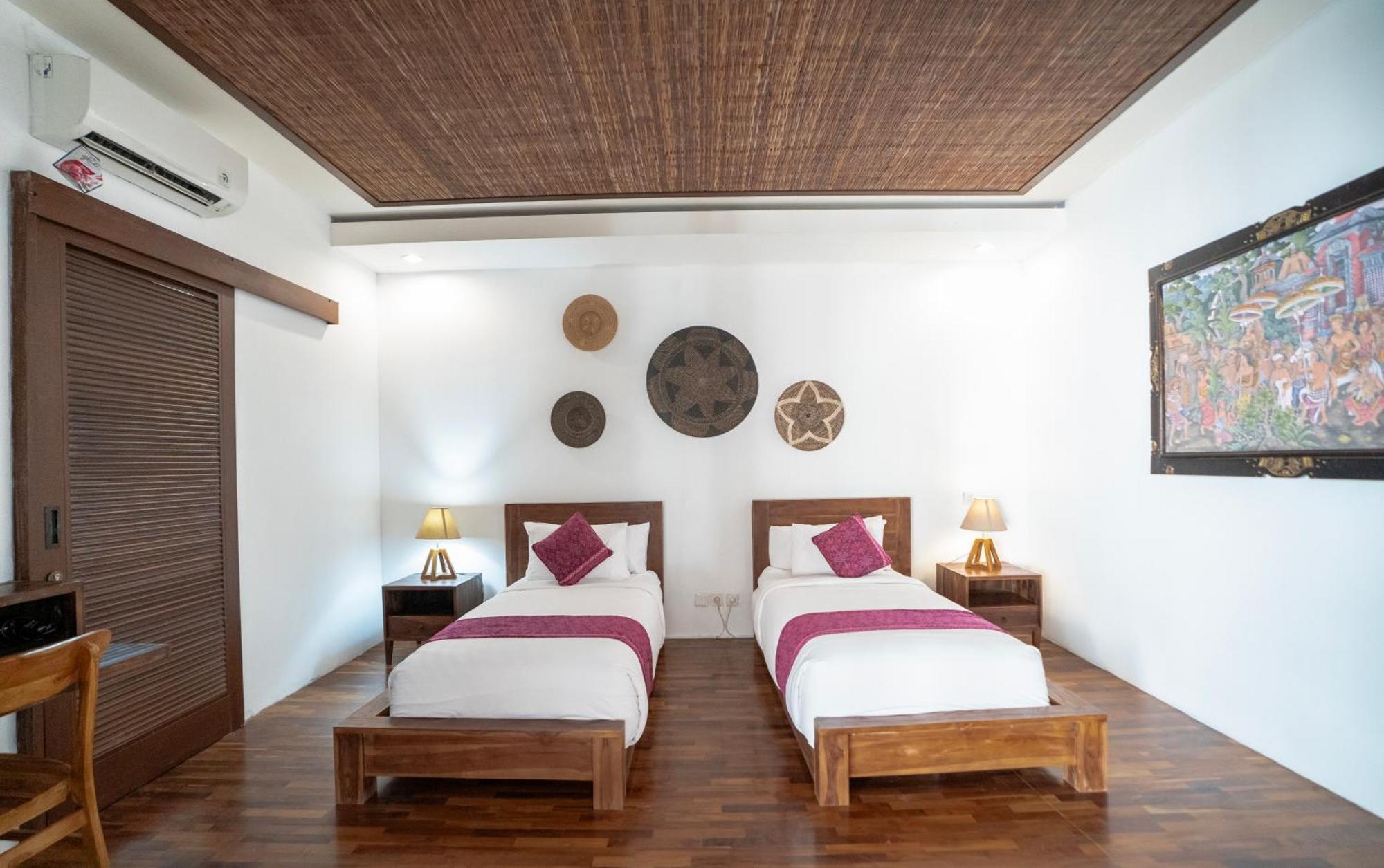 Kusuma Living And Villa Seminyak Exterior photo